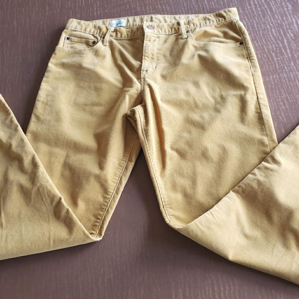 GAP Corduroy 1969 Sexy Boyfriend Pants Size 31 t/g